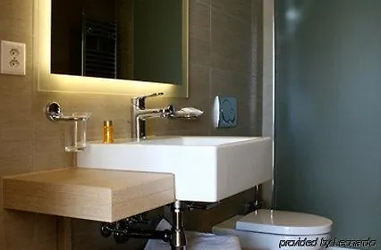 Starling Aparthotel