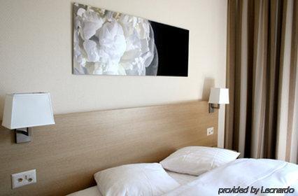 Starling Résidence Apartahotel 4*